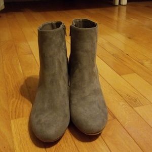 Charlotte Russe Shoes - NEVER WORN! Charolett Russe ankle booties Charlotte Russe Shoes - NEVER WORN! Charolett Russe ankle booties
